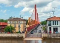 anúncio da obra do viaduto da Rua do Catu