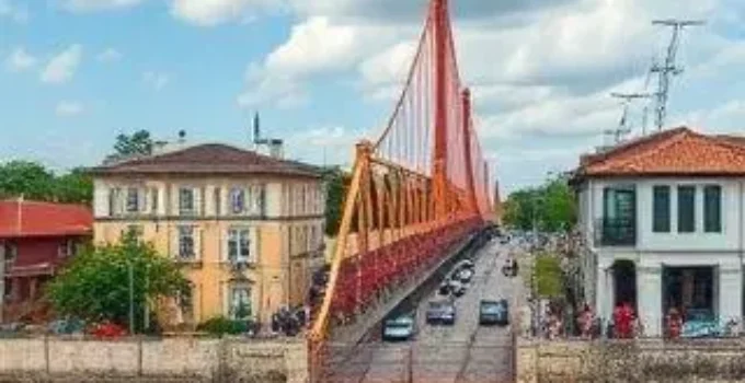 anúncio da obra do viaduto da Rua do Catu