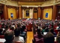 TRE-BA determina retirada de outdoors